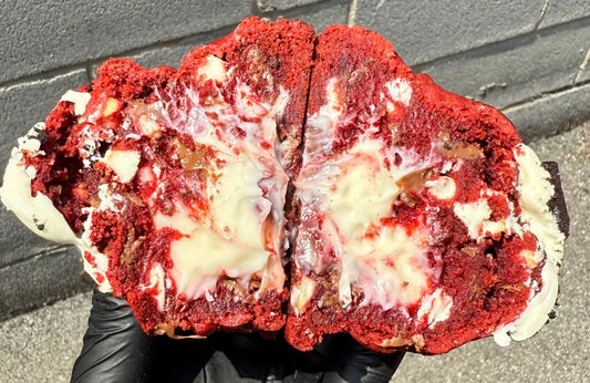 Redvelvet Cheesecake